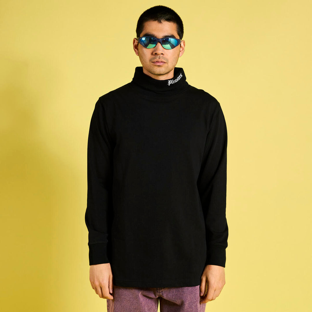 PLEASURES SATISFACTION TURTLENECK - BLACK